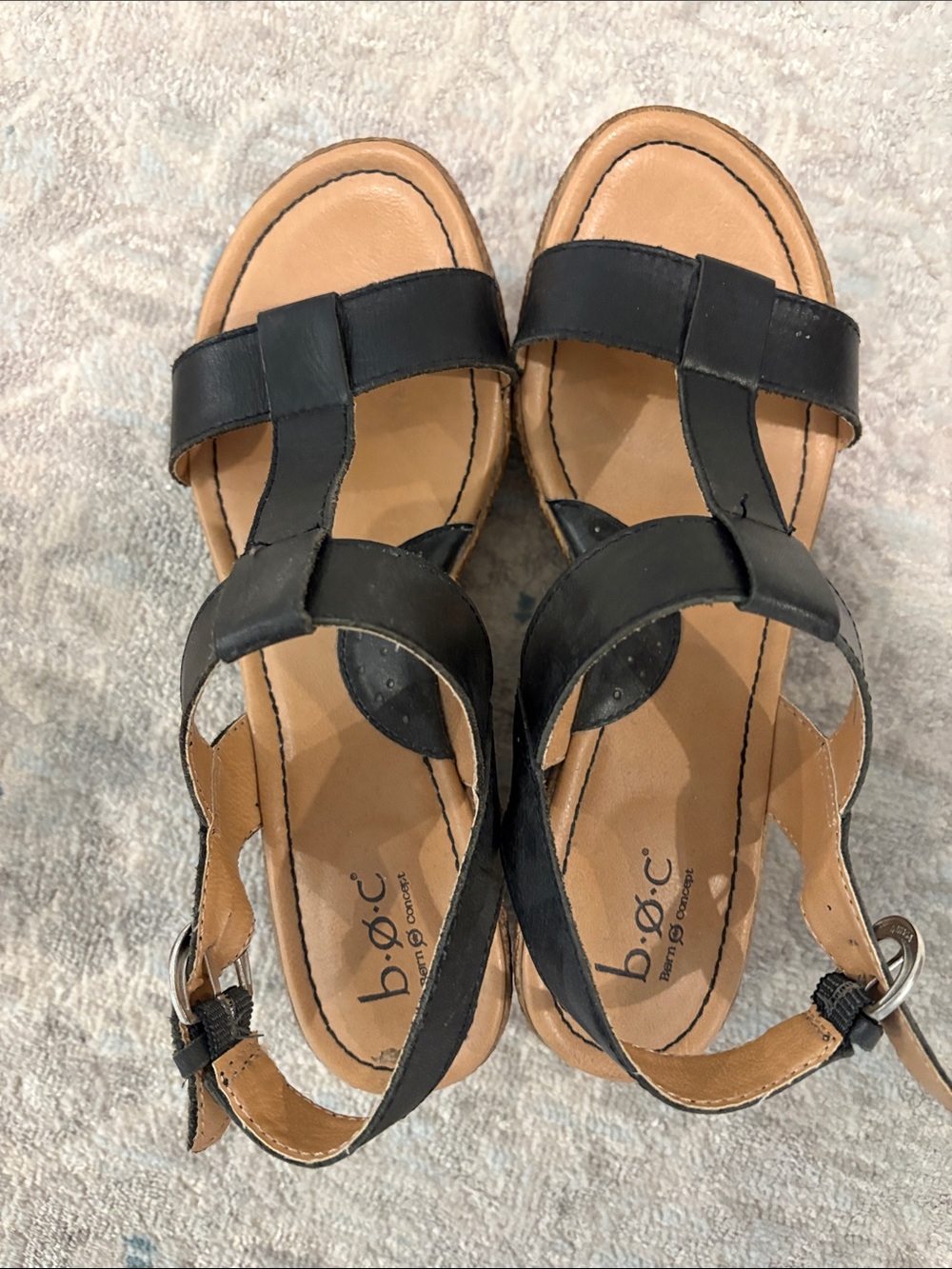 b.o.c. Black Leather T-Strap Sandals with Tan Footbed